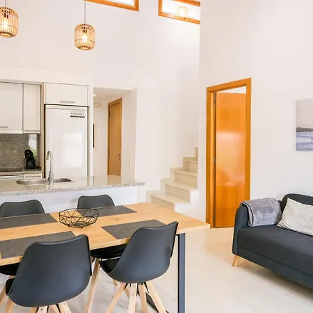 Ca Leudald 3 Apartamento En Besalu Con Terraza Exterior photo